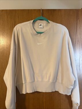 Nike Women’s Light Cream Crewneck Sweatshirt